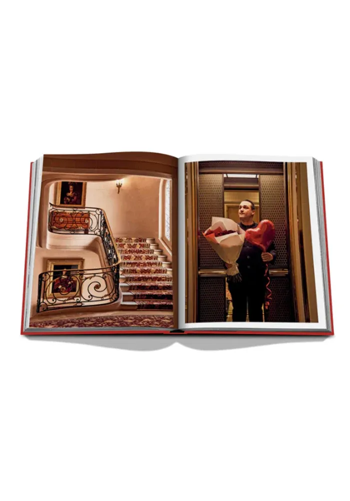 Livre Plaza Athénée – Image 5