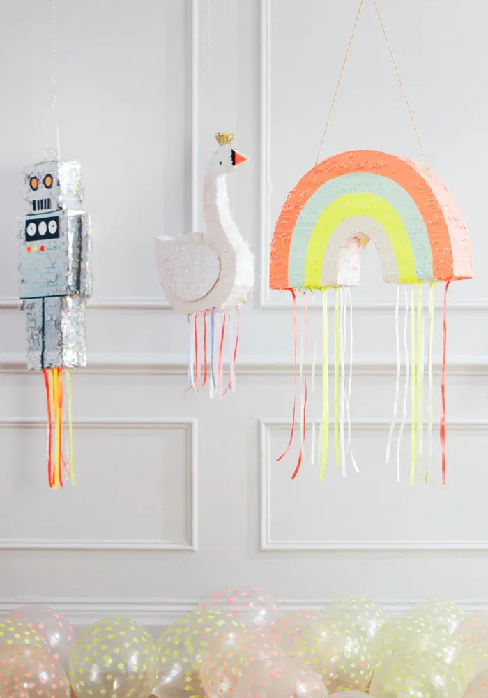 Pinata Rainbow – Image 4